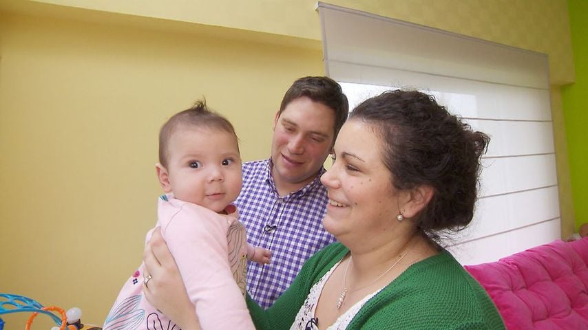 Guy und Victoria mit Töchterchen Charlotte bei "Bauer sucht Frau"