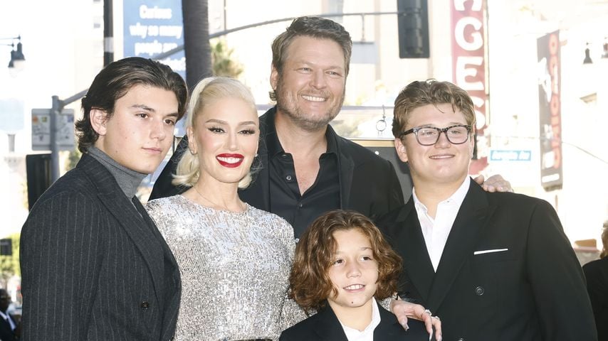 Gwen Stefani mit ihren drei Söhnen Kingston, Apollo und Zuma und Partner Blake Shelton, 2023
