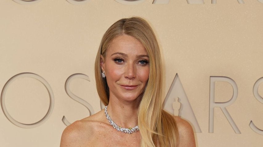 Toilettengang unmöglich: Gwyneth Paltrow in Robe "eingenäht"