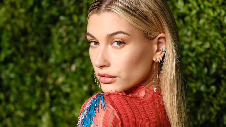 Wow! Hailey Baldwin begeistert jetzt als brünette Beauty