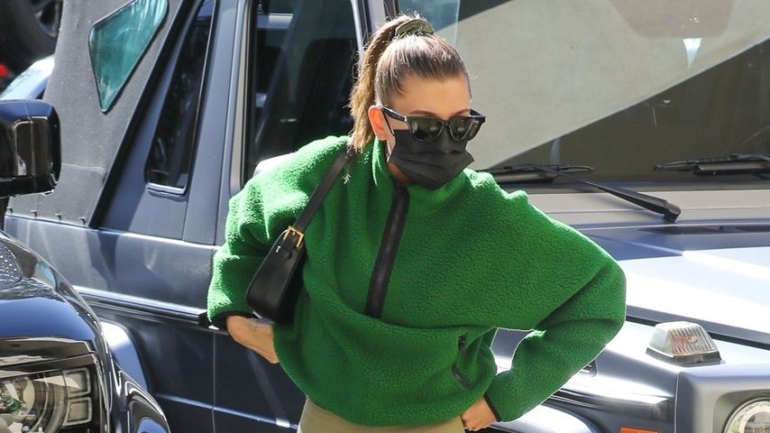 Hailey Bieber in Los Angeles 2022