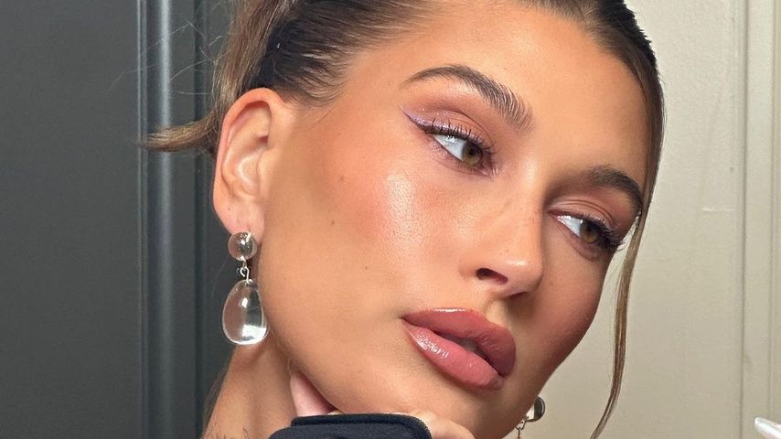 Nach Hate: Hailey Bieber zeigt sich selbstbewusst im Netz