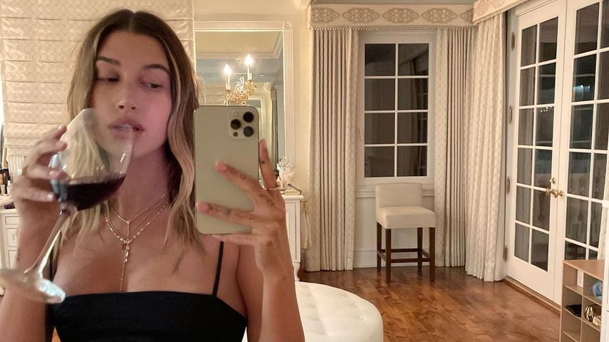 Hailey Bieber im April 2021