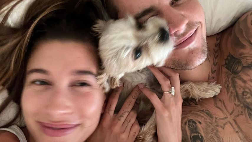 Hailey Bieber und Justin Bieber mit Hund im August 2022