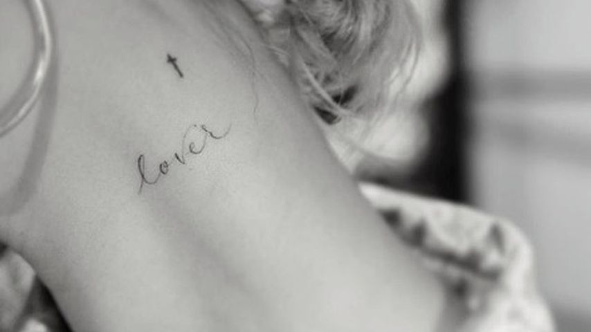 Hailey Biebers Halstattoo