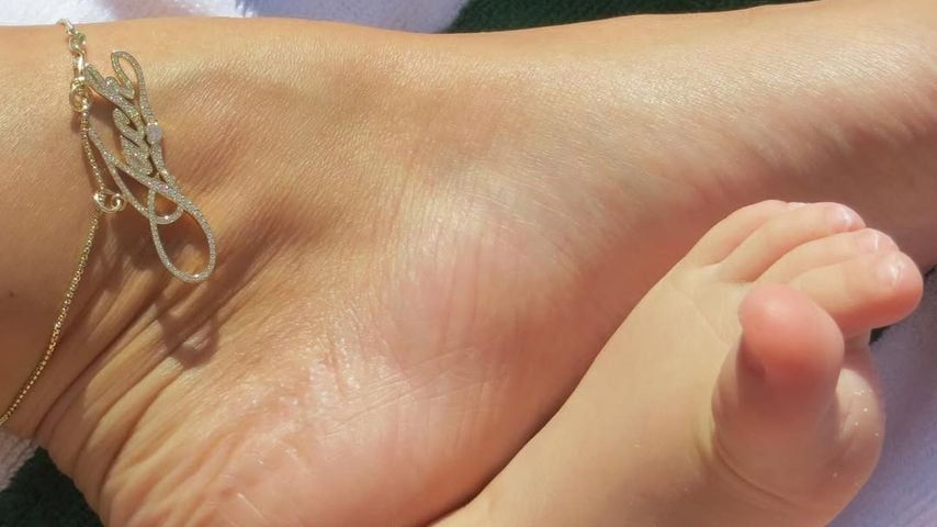 Haileys funkelnde Diamant-Fußkette