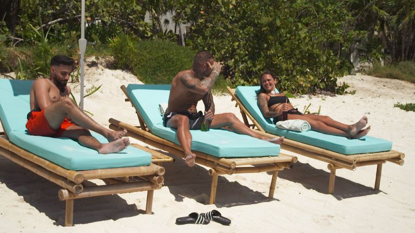 Halil, Diogo und Celina in Folge sieben von "Ex on the Beach"