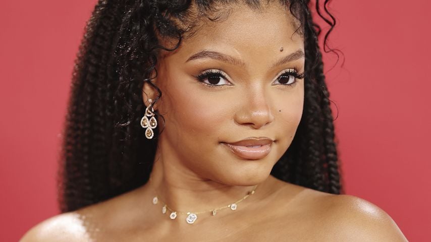 Meerjungfrauen-Vibes: Halle Bailey im knappen Bikini