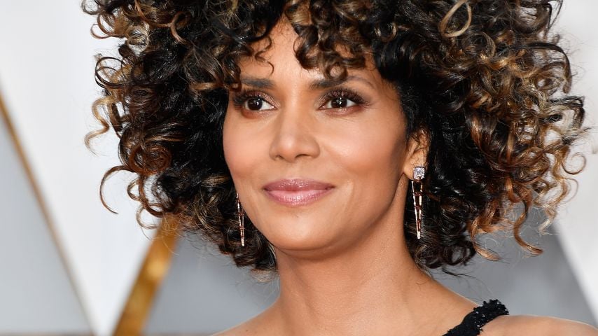 Halle Berry auf dem Red Carpet der Oscars 2017