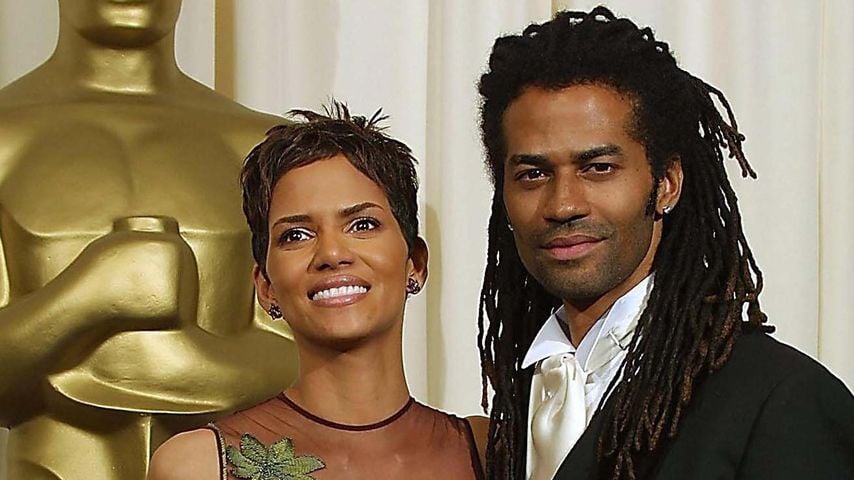 Halle Berry mit Eric Benet bei den Oscars 2002 nach ihrem Gewinn als beste Schauspielerin für "Monster's Ball"
