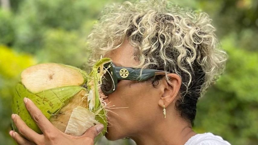 Natürlich schön! Halle Berry zeigt ihre Locken im Urlaub