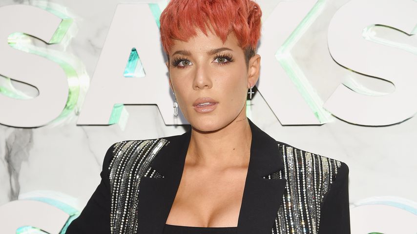 Halsey auf einem Event in NYC im Februar 2019