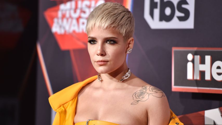 Halsey im März 2017