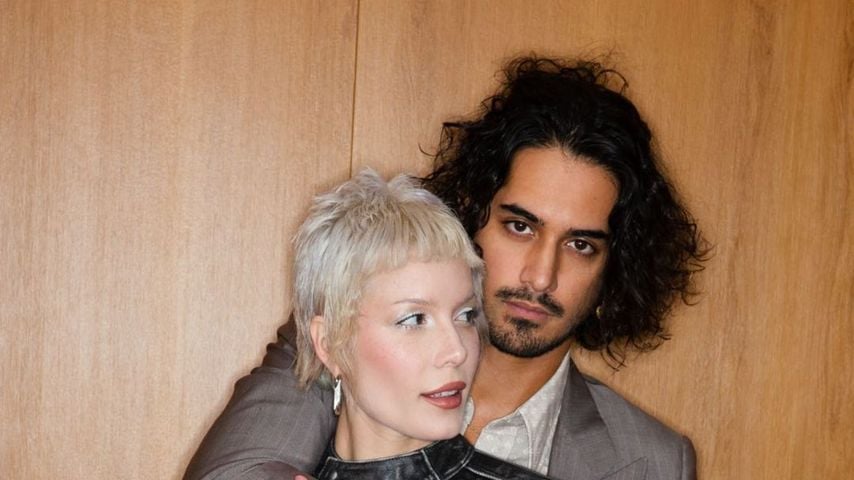 Halsey und Avan Jogia im November 2023