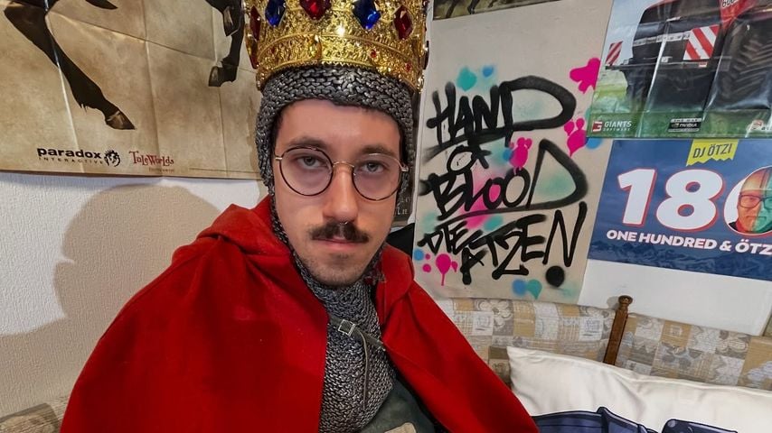 User sauer: HandOfBlood verkleidet sich im Stream als Jesus