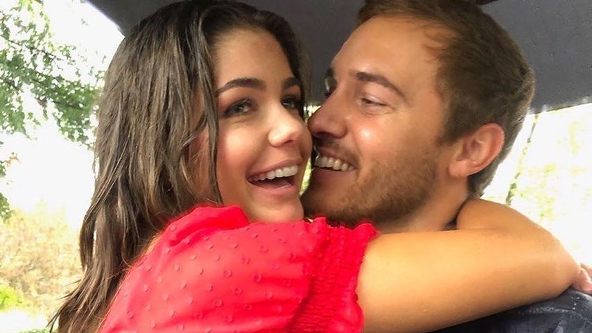Hannah Ann Sluss und Peter Weber