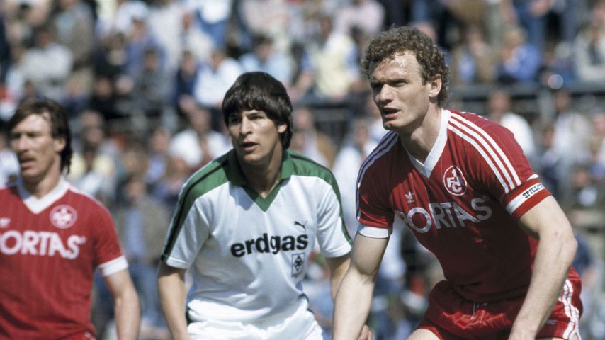 Hans-Jörg Criens und Hans-Peter Briegel während der Saison 1983/84