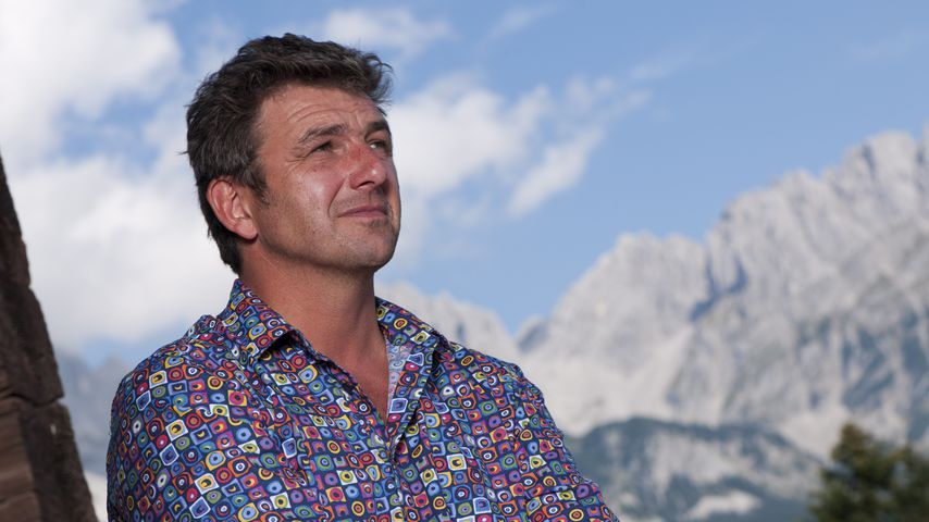 Hans Sigl am Set von "Der Bergdoktor"