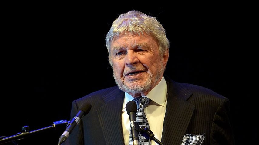 In Testament enthüllt: Hardy Krüger adoptierte Christiane