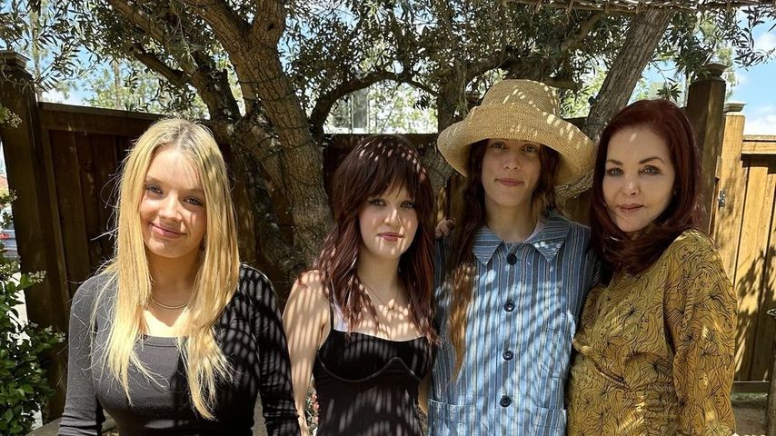 Nach Erbstreit: Priscilla Presley strahlt mit Riley auf Foto