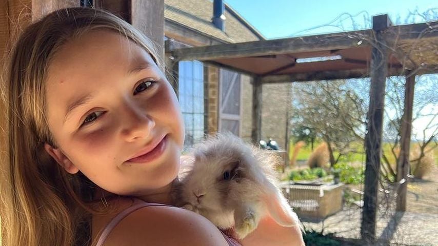 Harper Seven Beckham, April 2022
