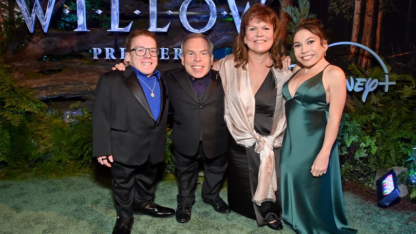 Harrison Davis, Samantha Davis, Warwick Davis und Annabelle Davis, November 2022