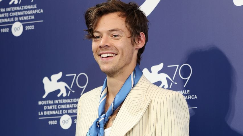 War Harry Styles etwa heimlich bei der Papstwahl in Rom?
