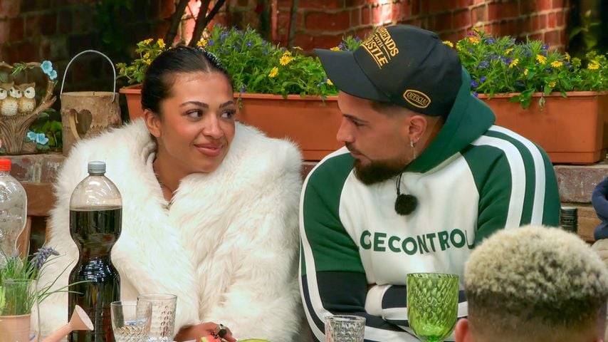 Hati Suarez und Alexander Molz im "Sommerhaus der Stars"