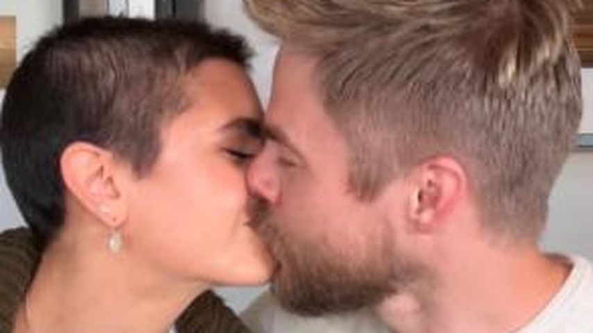 Internet-Persönlichkeit Hayley Ebert und Derek Hough