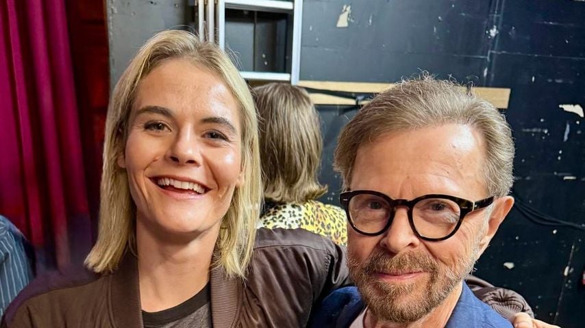 Hazel Brugger und Björn Ulvaeus, 2025