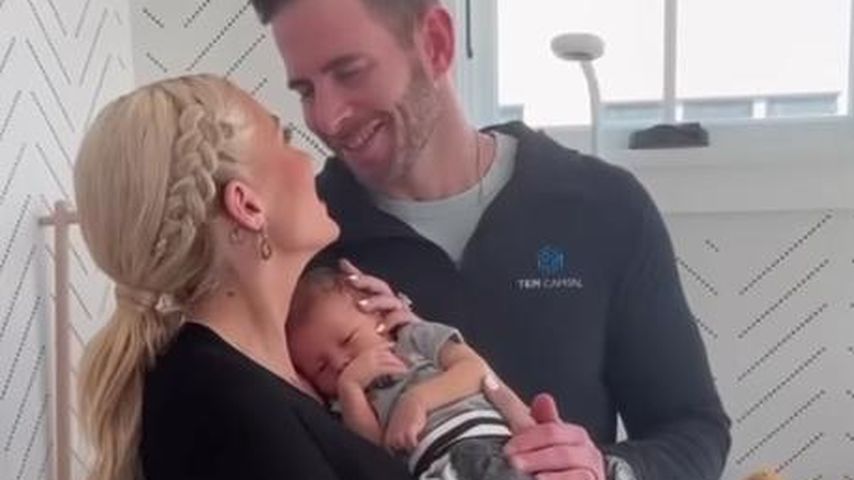 Heather Rae Young und Tarek El Moussa mit ihrem Sohn im Februar 2023