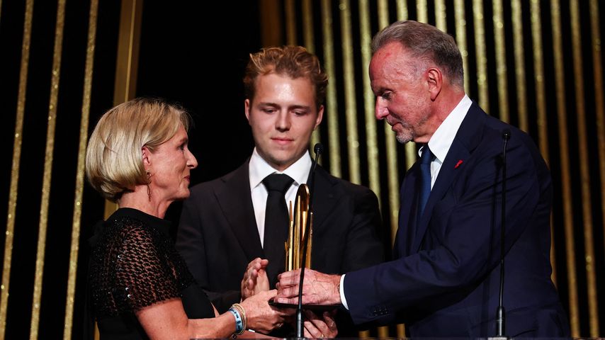 Heidi Beckenbauer, Joel Beckenbauer und Karl-Heinz Rummenigge bei der Ballon d'Or-Verleihung, 2024