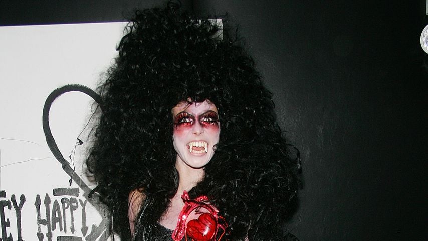 Heidi Klum auf ihrer Halloweenparty, 2005