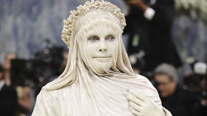 Ist denn schon Halloween? Heidi Klums Met-Look polarisiert