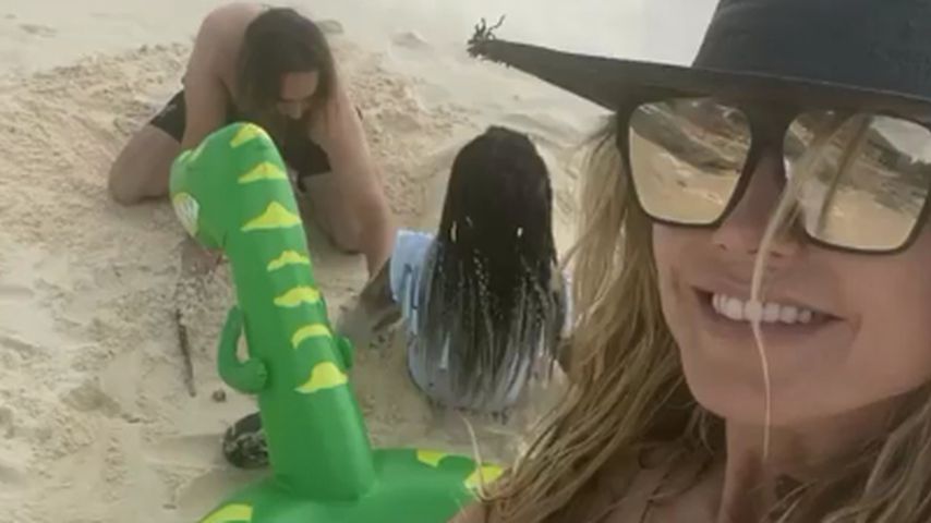 Heidi Klum macht ein Selfie-Video mit Tom und ihrer Tochter Lou