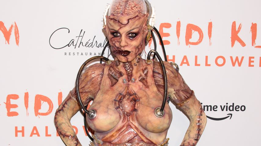 Heidi Klum als nackter Horror-Alien