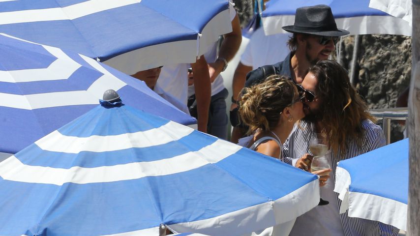 Tom Kaulitz und Heidi Klum in einem Restaurant 2019