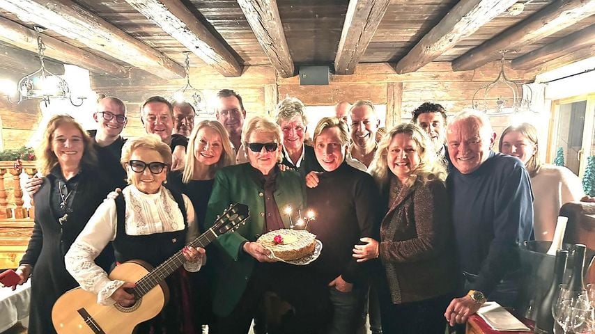 Heino mit seinen Freunden an seinem Geburtstag, Dezember 2023