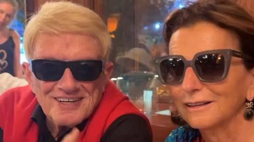 Heino tritt mit Claudia Obert als Waldfee im Bierkönig auf