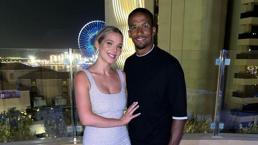 Helen Flanagans Beziehung zu ihrem Ex Scott ist "schwierig"