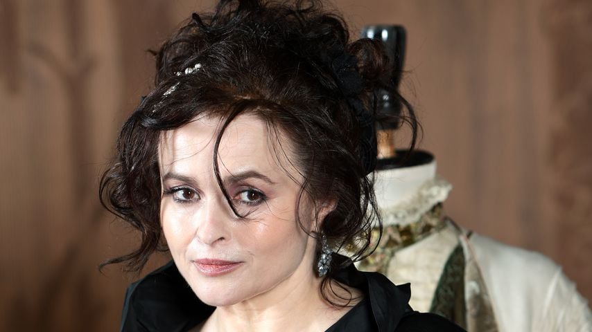 Helena Bonham Carter beim Photocall zu "Lights Camera Auction" im V&A in London