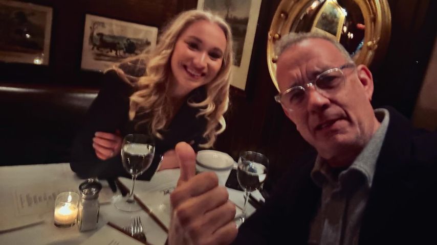 Helena Zengel und Tom Hanks, April 2025