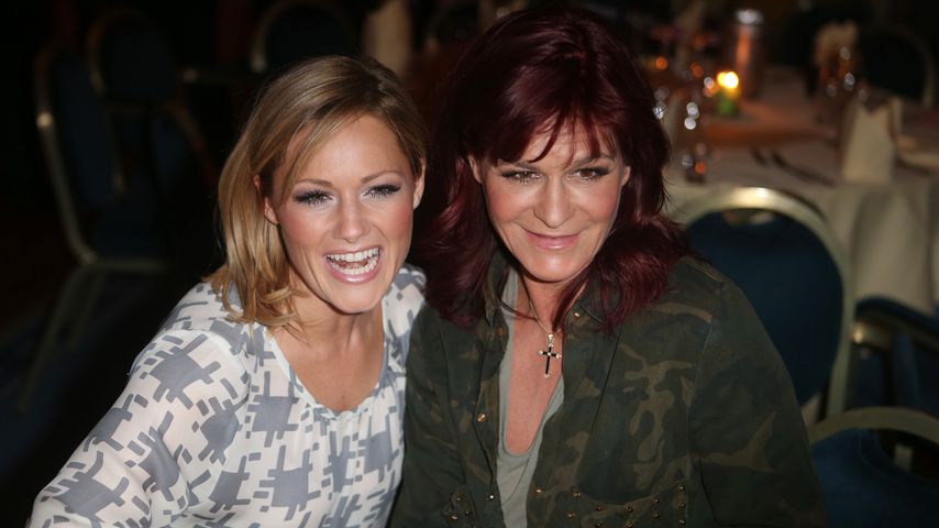 Helene Fischer und Andrea Berg bei einer TV-Show in Magdeburg 2013
