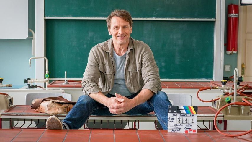 Mega-Comeback: Hendrik Duryn kehrt mit "Der Lehrer" zurück