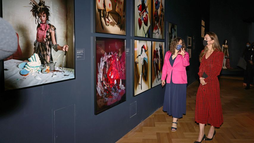 Herzogin Kate bei der Wiedereröffnung des Londoner Museums V&A