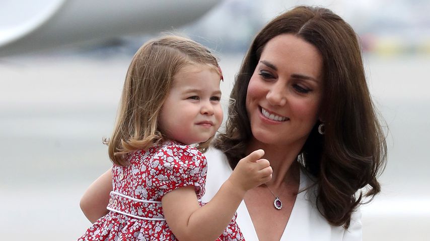 Prinzessin Charlotte geht mit Mama Kate auf Spinnensuche