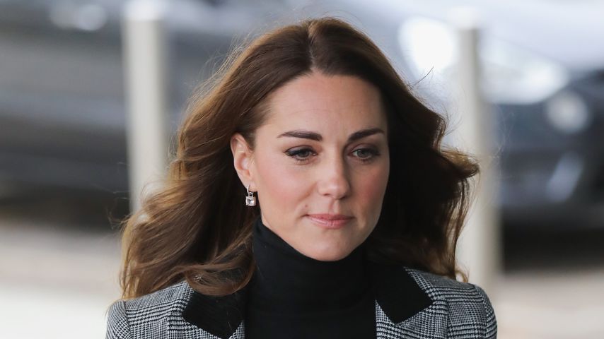 Im grauen Blazer: Herzogin Kate rockt ersten Termin 2021