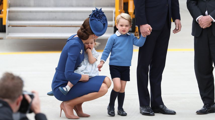 Herzogin Kate mit Prinzessin Charlotte und Prinz George, 2016