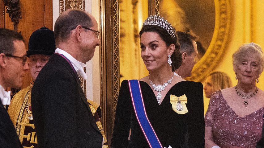 Herzogin Kate mit Dianas altem Diadem beim Diplomaten-Empfang im Buckingham Palast, 2019