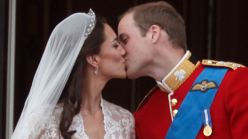 Herzogin Kate und Prinz William bei ihrem Hochzeitskuss